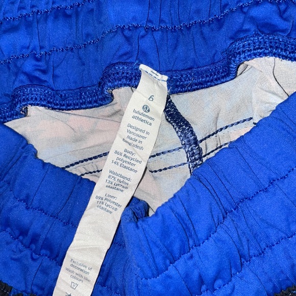 Blue lululemon shorts - Picture 4 of 6